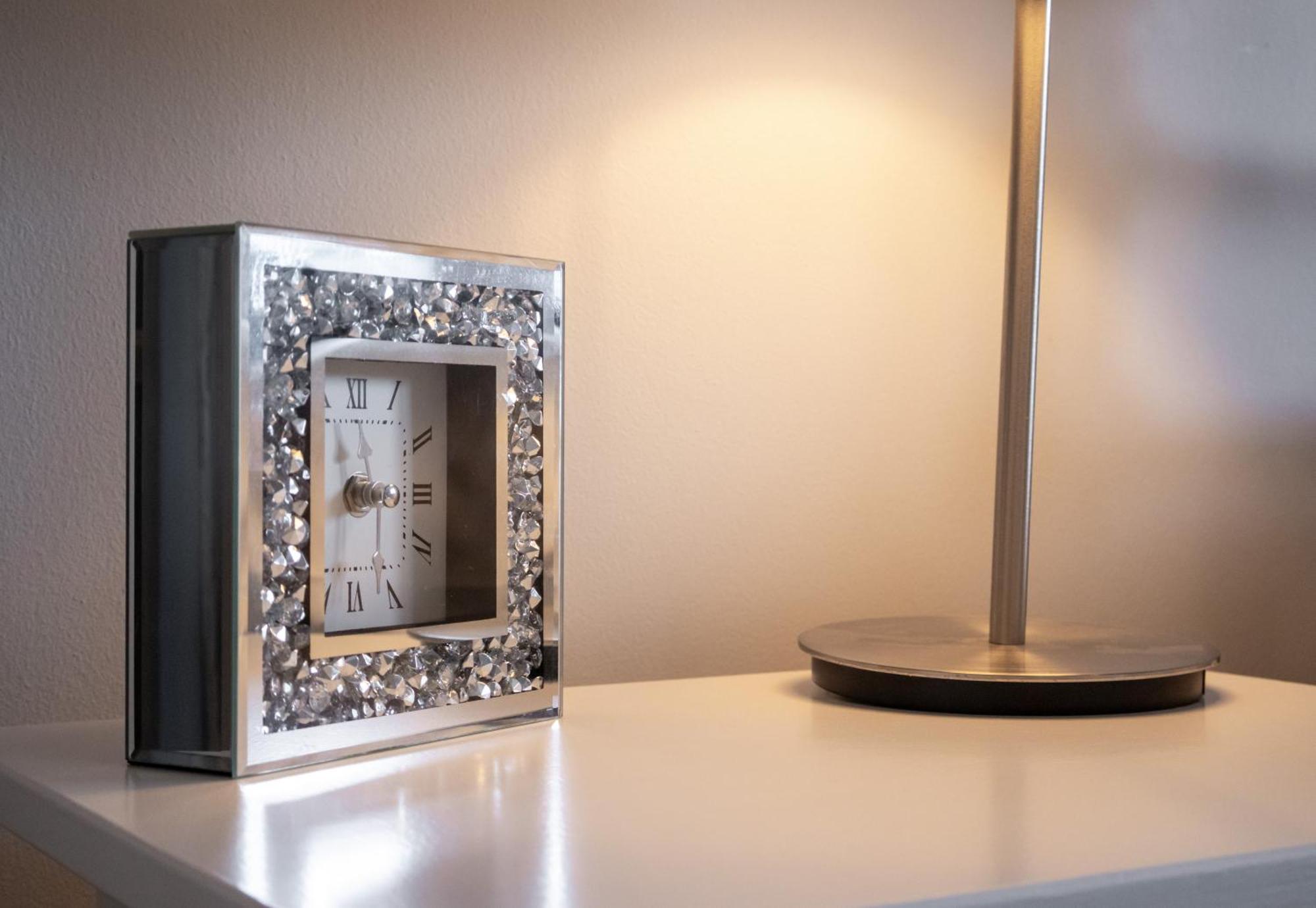 Modern 2 Bed Apartment Near Gatwick Crawley  Esterno foto